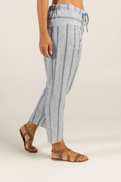 7/8 length drawstring pants in a grey/bluish colour