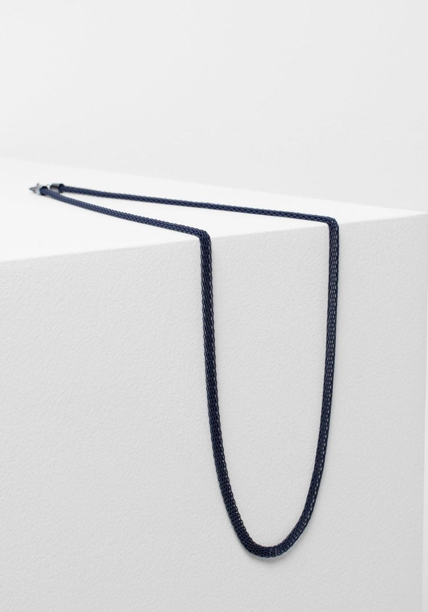 Midnight silsi necklace by Elk the Label